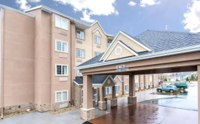 Coratel Inn & Suites By Jasper Rochester